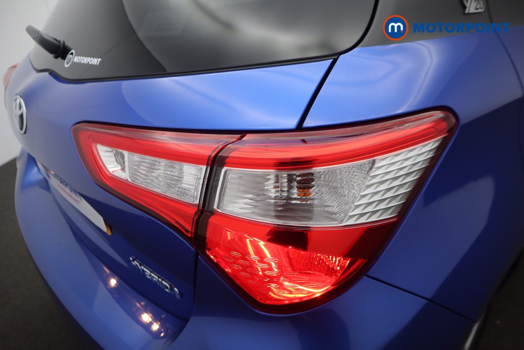 Toyota Yaris Y20 Automatic Petrol-Electric Hybrid Hatchback - Stock Number (1538491) - 17th supplementary image