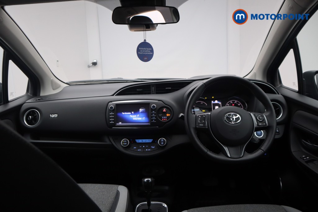 Toyota Yaris Y20 Automatic Petrol-Electric Hybrid Hatchback - Stock Number (1538491) - 1st supplementary image