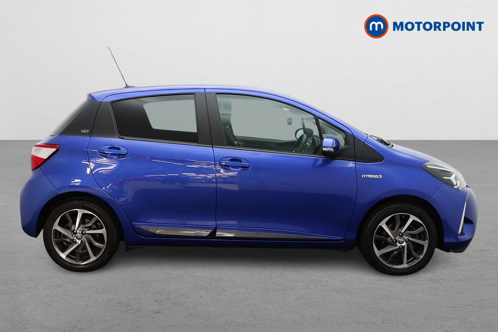 Toyota Yaris Y20 Automatic Petrol-Electric Hybrid Hatchback - Stock Number (1538491) - Drivers side