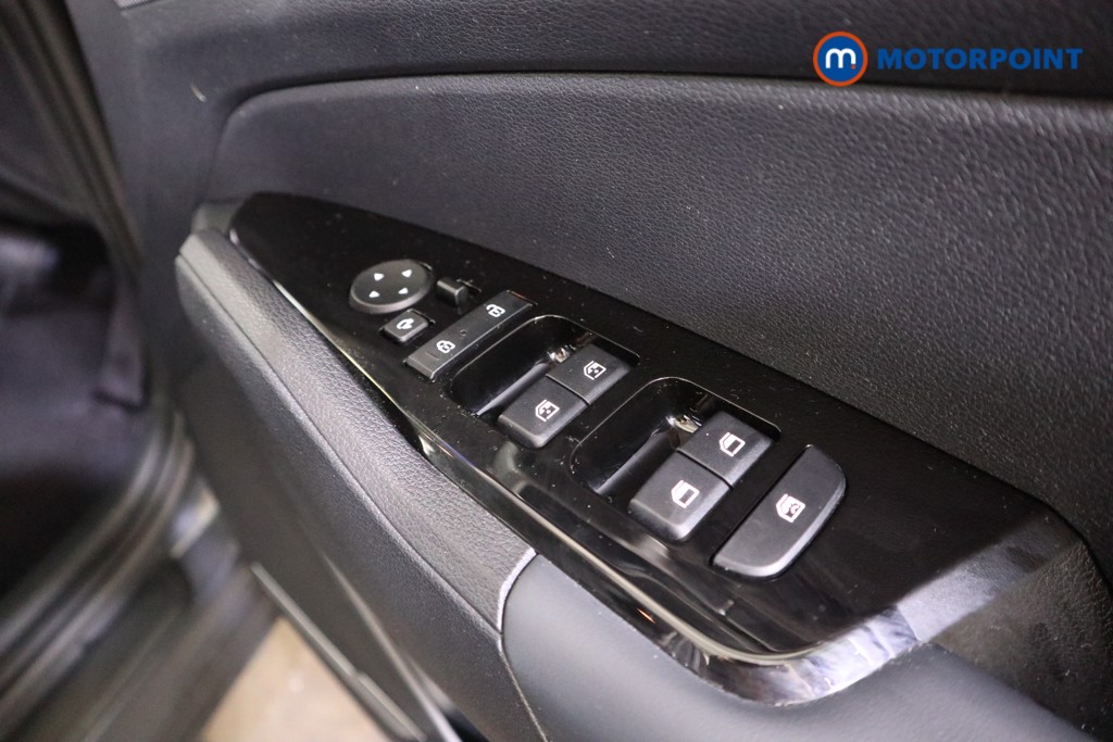 KIA Sportage 3 Automatic Petrol-Electric Hybrid SUV - Stock Number (1539200) - 11th supplementary image