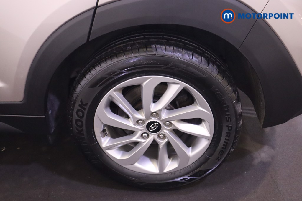 Hyundai Tucson Se Nav Manual Petrol SUV - Stock Number (1539425) - 17th supplementary image