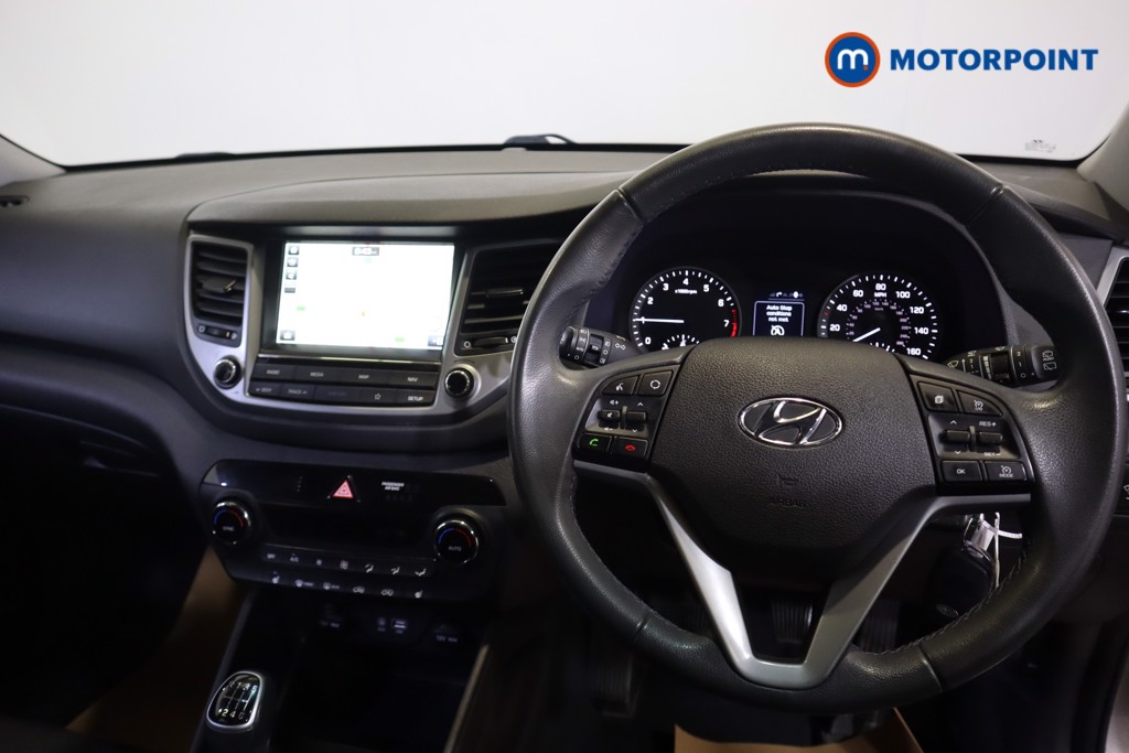 Hyundai Tucson Se Nav Manual Petrol SUV - Stock Number (1539425) - 1st supplementary image