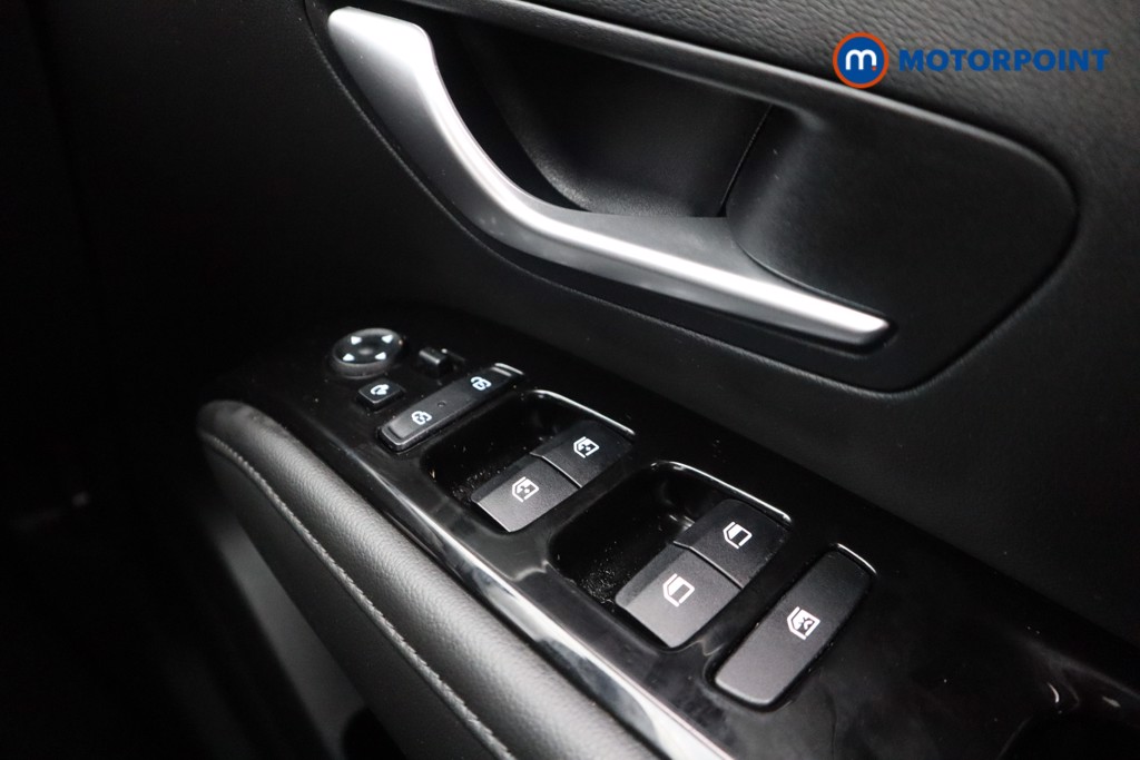 Hyundai Tucson Se Connect Manual Petrol SUV - Stock Number (1539690) - 17th supplementary image