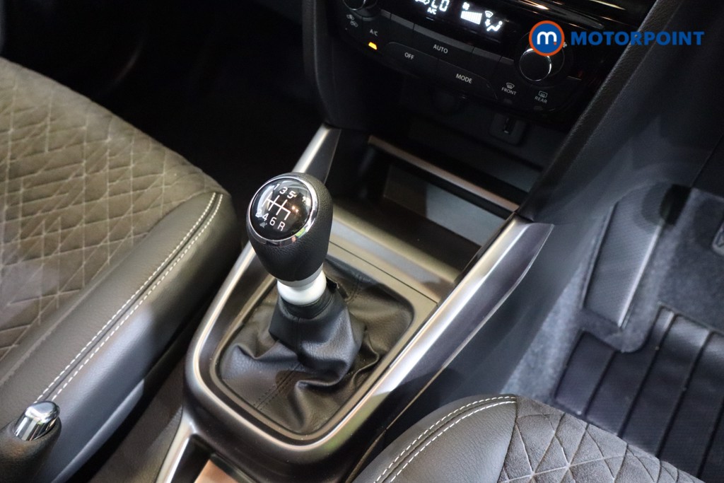 Suzuki Vitara SZ5 Manual Petrol-Electric Hybrid SUV - Stock Number (1540315) - 4th supplementary image