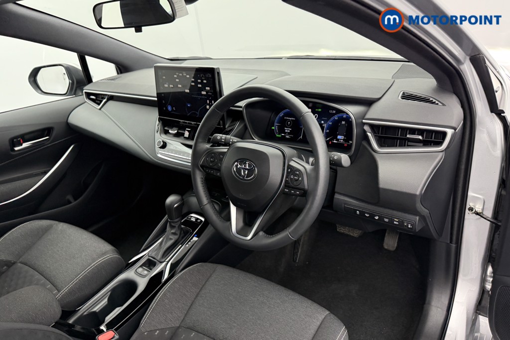 Toyota Corolla Icon Automatic Petrol-Electric Hybrid Estate - Stock Number (1540357) - 4th supplementary image