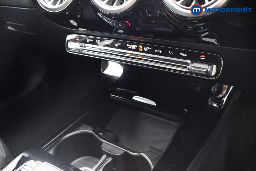 Mercedes-Benz A Class Amg Line Executive Edition Automatic Petrol Hatchback - Stock Number (1541296) - 9th supplementary image