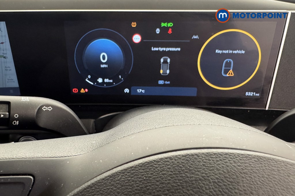 Hyundai Tucson Premium Manual Petrol SUV - Stock Number (1541803) - 9th supplementary image