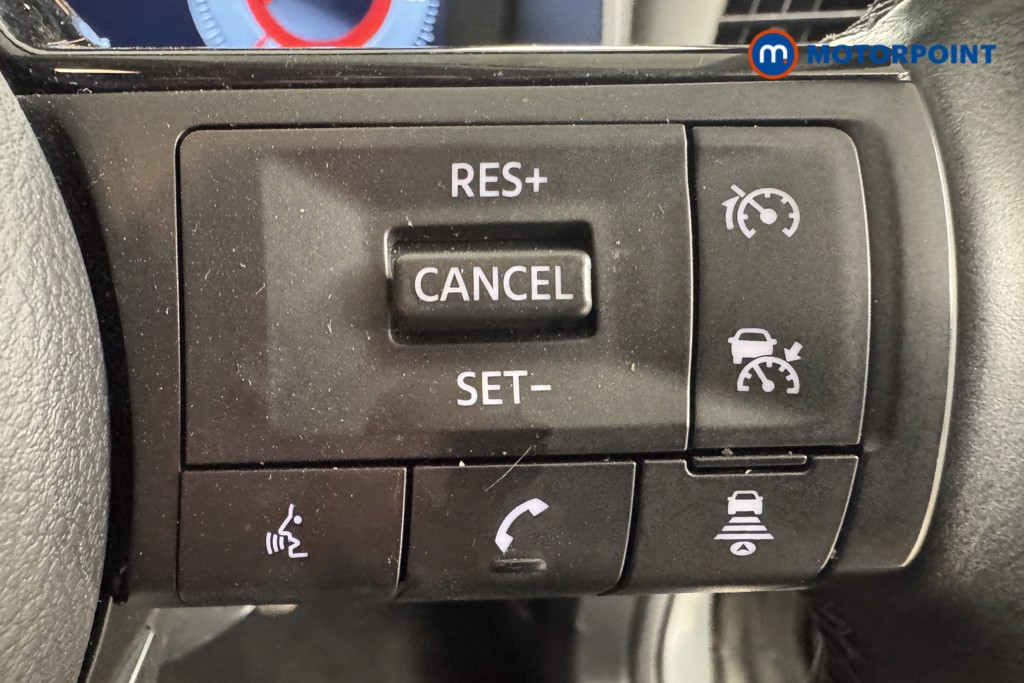 Nissan Qashqai N-Connecta Manual Petrol SUV - Stock Number (1541819) - 14th supplementary image