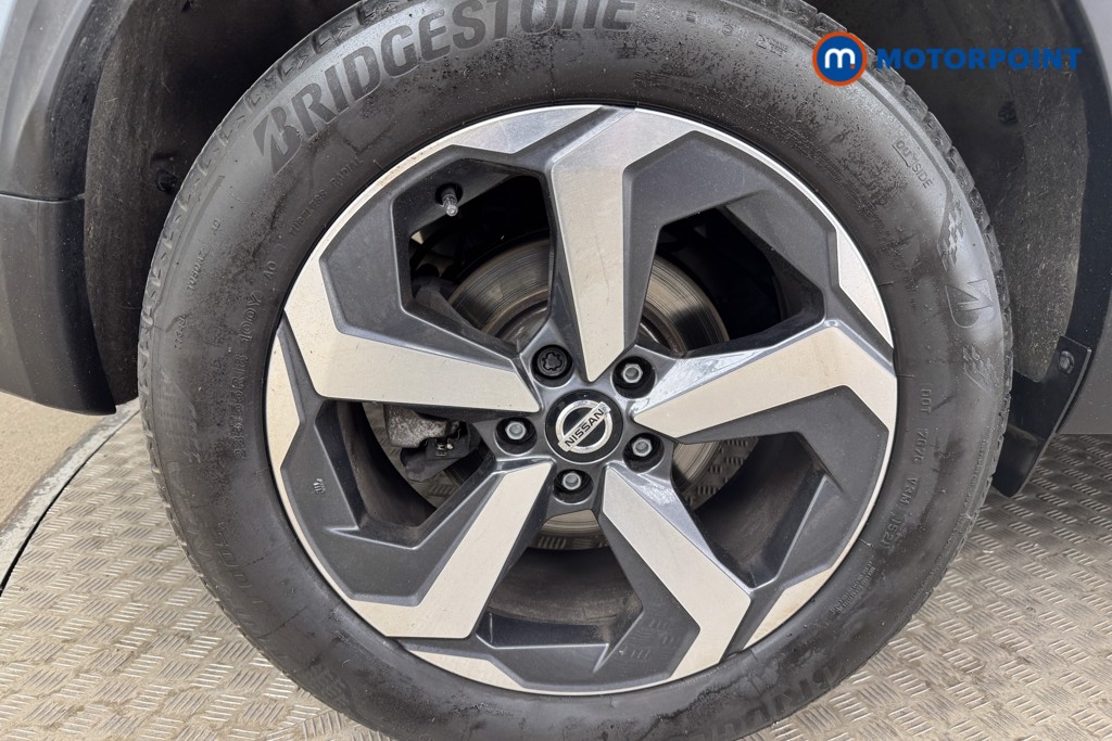 Nissan Qashqai N-Connecta Manual Petrol SUV - Stock Number (1541819) - 20th supplementary image