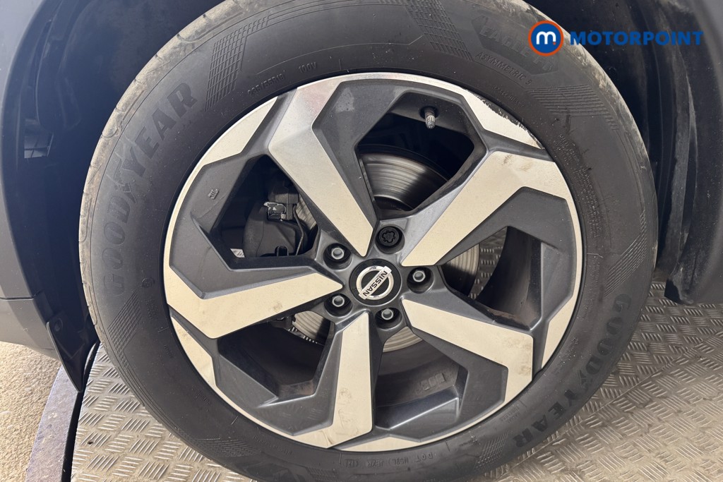 Nissan Qashqai N-Connecta Manual Petrol SUV - Stock Number (1541819) - 22nd supplementary image