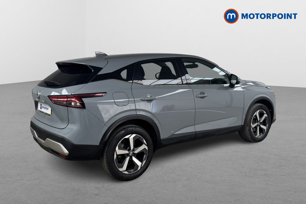 Nissan Qashqai N-Connecta Manual Petrol SUV - Stock Number (1541819) - Drivers side rear corner