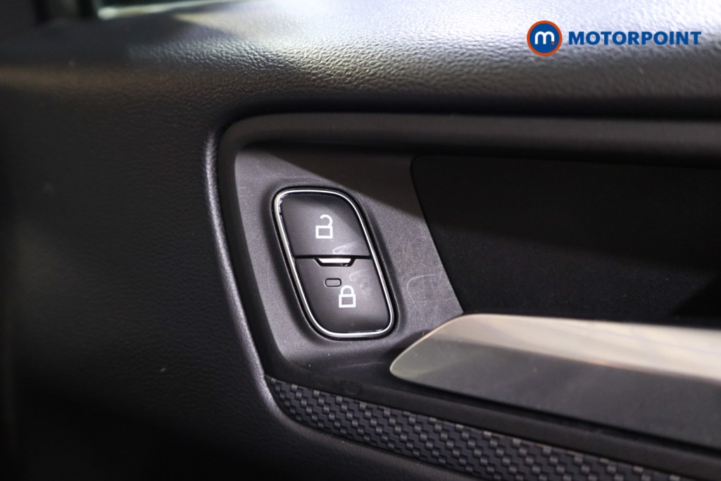 Ford Focus St-Line X Automatic Diesel Hatchback - Stock Number (1542028) - 11th supplementary image