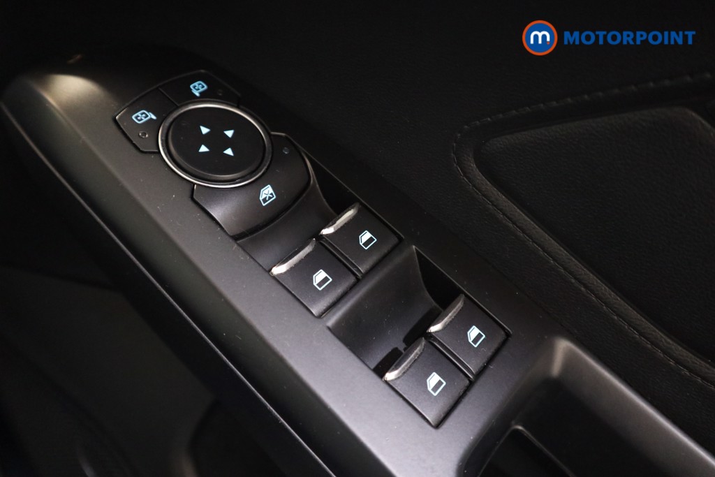 Ford Focus St-Line Manual Petrol Hatchback - Stock Number (1542049) - 12th supplementary image