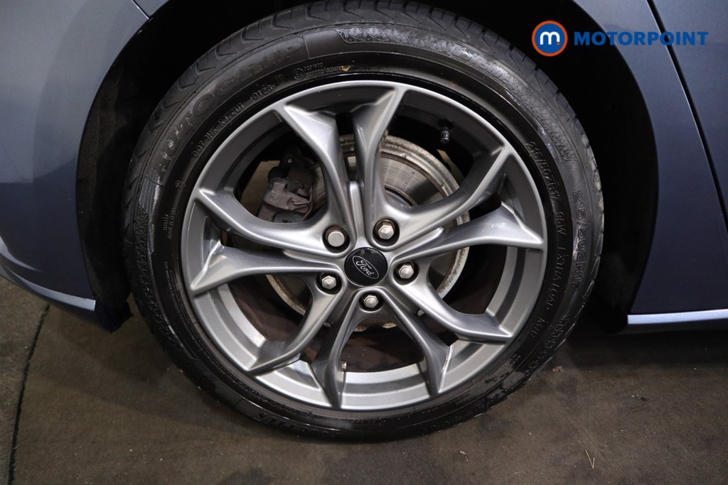 Ford Focus St-Line Manual Petrol Hatchback - Stock Number (1542049) - 16th supplementary image