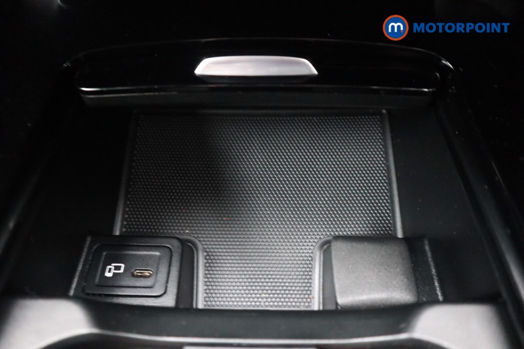 Mercedes-Benz A Class Amg Line Automatic Diesel Hatchback - Stock Number (1542322) - 14th supplementary image