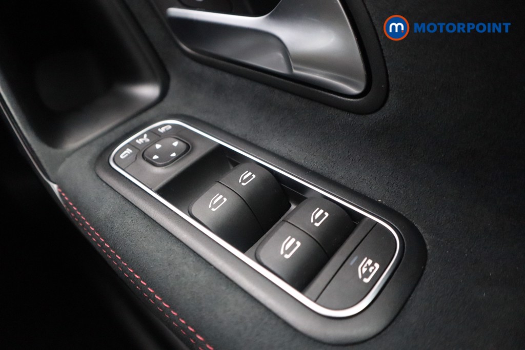 Mercedes-Benz A Class Amg Line Automatic Diesel Hatchback - Stock Number (1542322) - 18th supplementary image