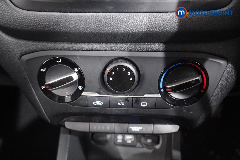 Hyundai I20 Play Manual Petrol Hatchback - Stock Number (1542356) - 3rd supplementary image