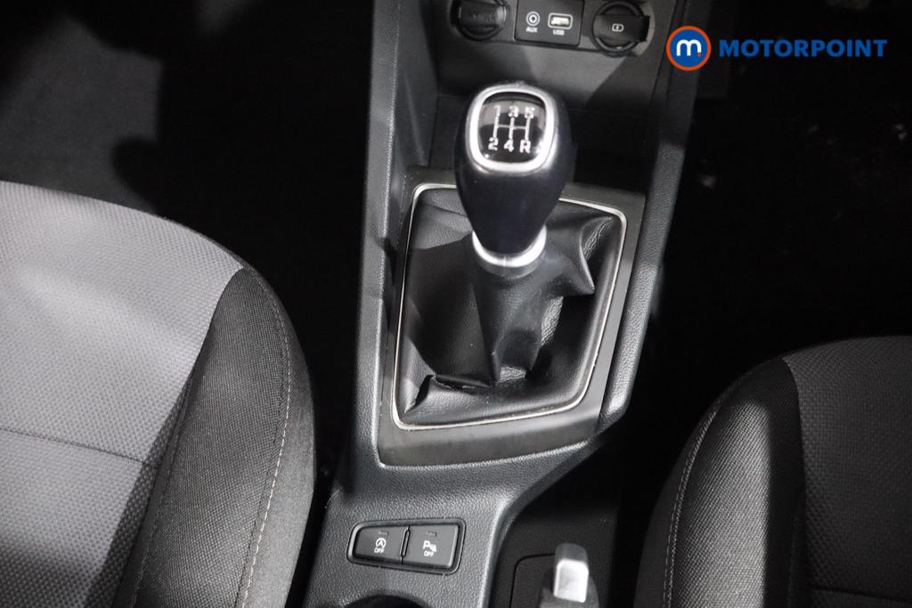 Hyundai I20 Play Manual Petrol Hatchback - Stock Number (1542356) - 4th supplementary image