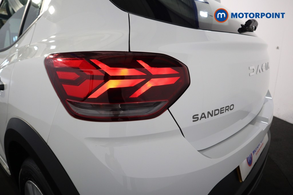 Dacia Sandero Stepway Essential Manual Petrol Hatchback - Stock Number (1542789) - 16th supplementary image