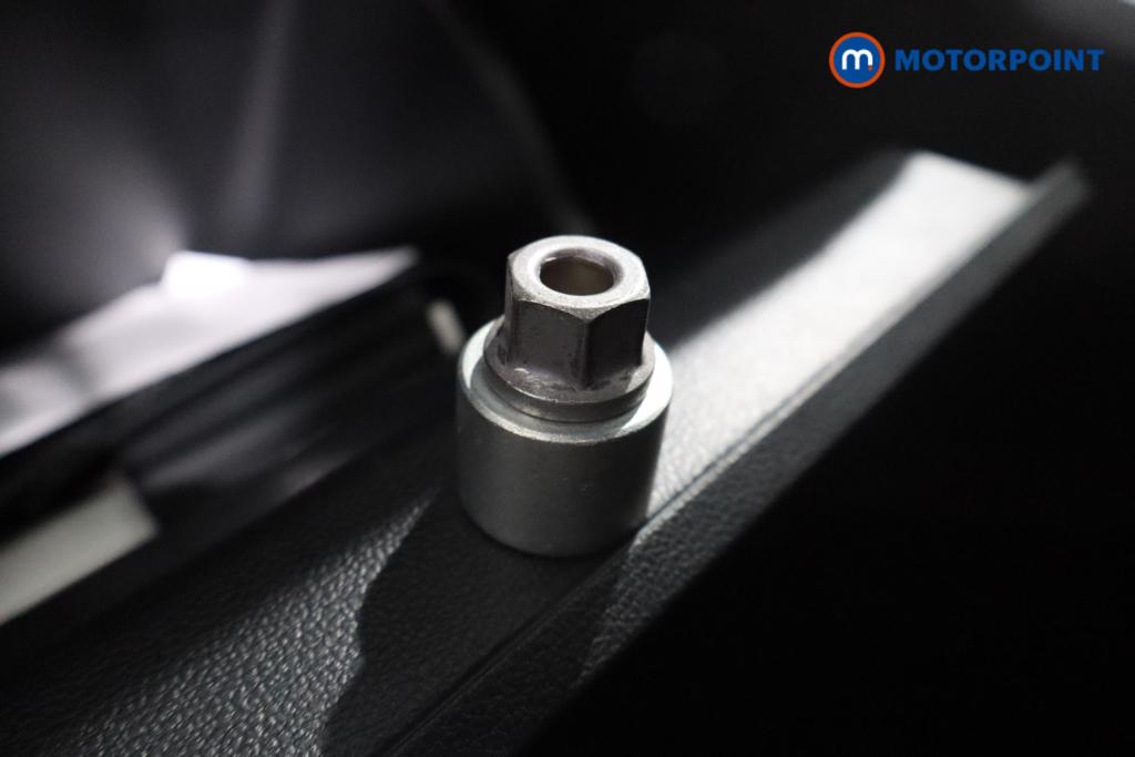 Volkswagen Taigo R-Line Automatic Petrol SUV - Stock Number (1542999) - 15th supplementary image