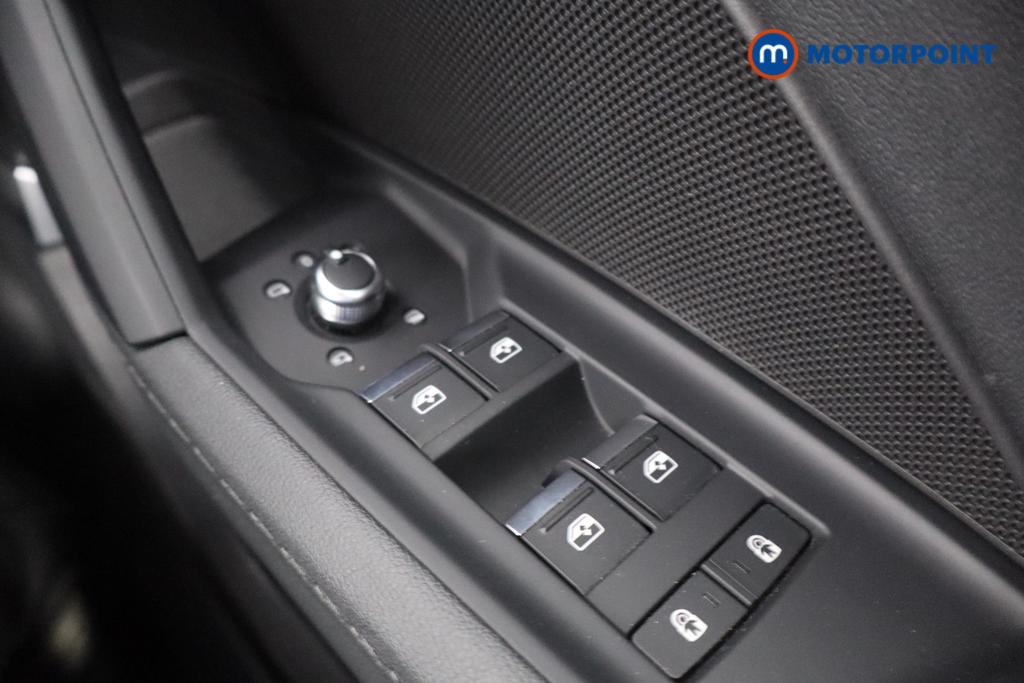 Audi A3 S Line Automatic Petrol Hatchback - Stock Number (1543048) - 14th supplementary image