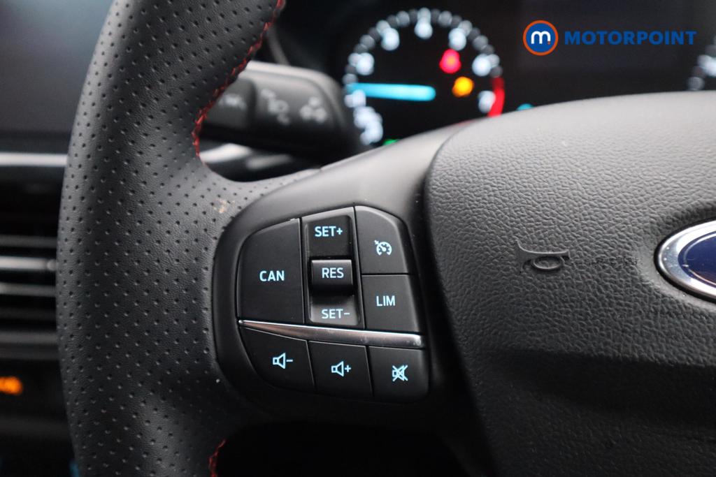 Ford Focus St-Line Automatic Petrol-Electric Hybrid Estate - Stock Number (1543287) - 7th supplementary image