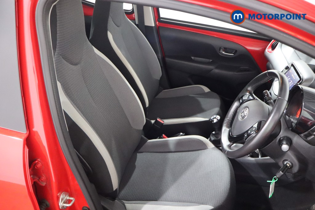 Toyota Aygo X-Play Manual Petrol Hatchback - Stock Number (1543680) - 4th supplementary image