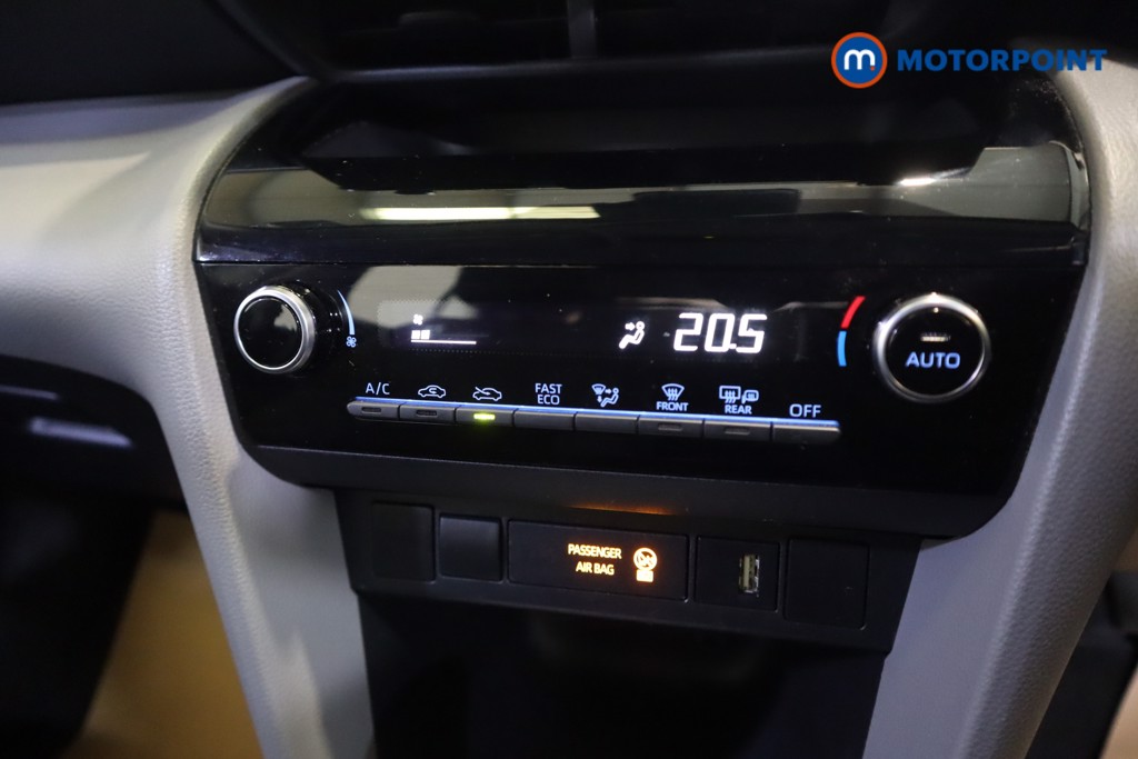 Toyota Yaris Cross Icon Automatic Petrol-Electric Hybrid Estate - Stock Number (1543864) - 4th supplementary image