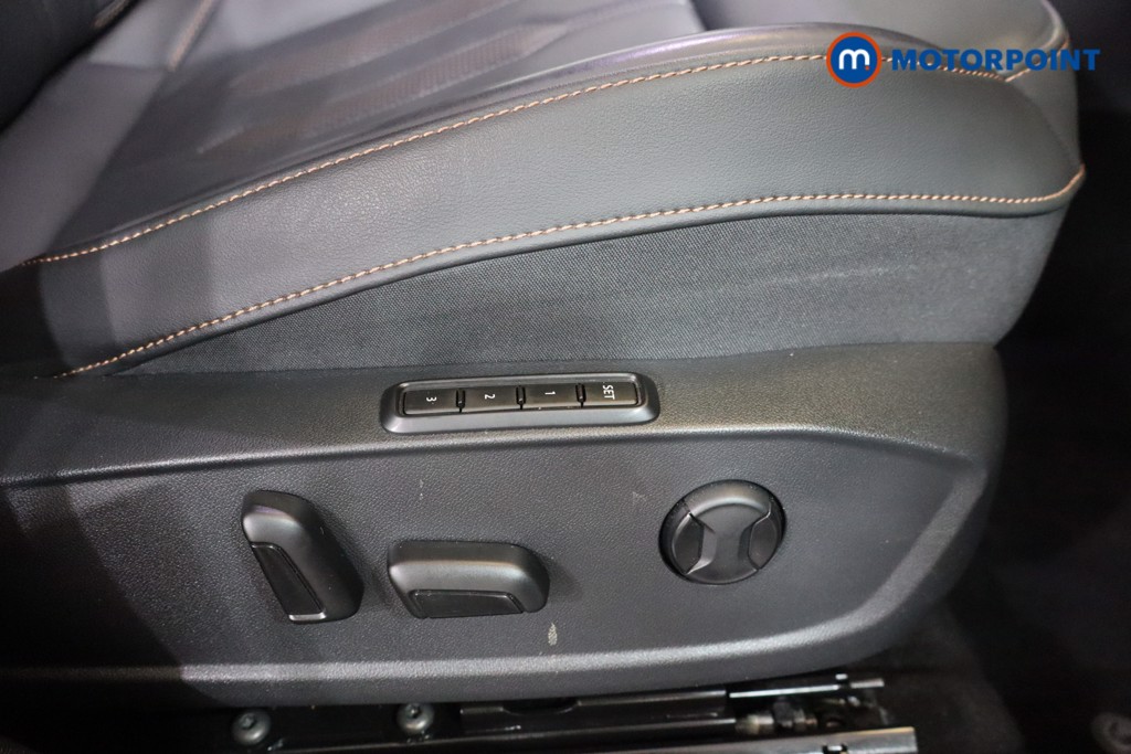 Cupra Formentor V2 Automatic Petrol Plug-In Hybrid SUV - Stock Number (1544075) - 8th supplementary image