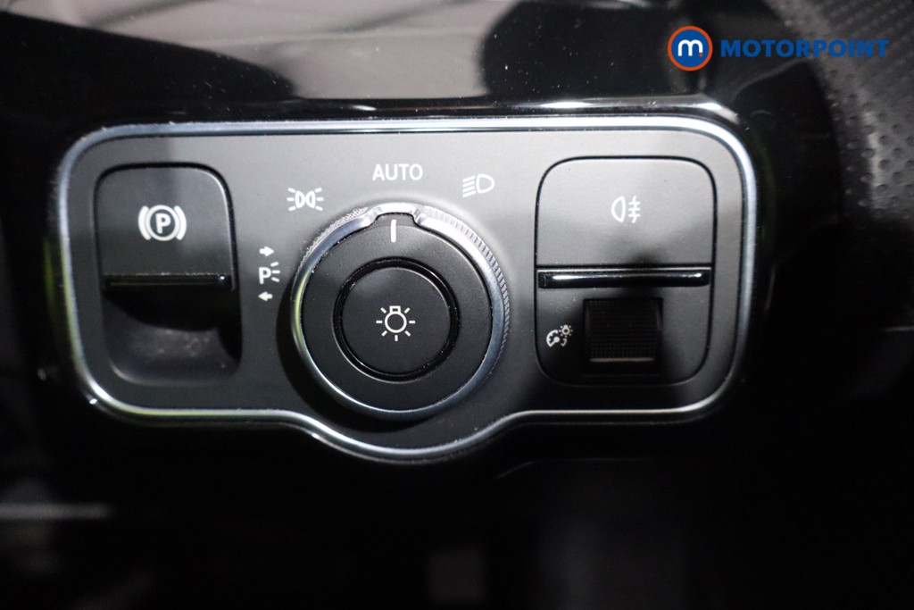Mercedes-Benz A Class Sport Automatic Diesel Hatchback - Stock Number (1544274) - 19th supplementary image
