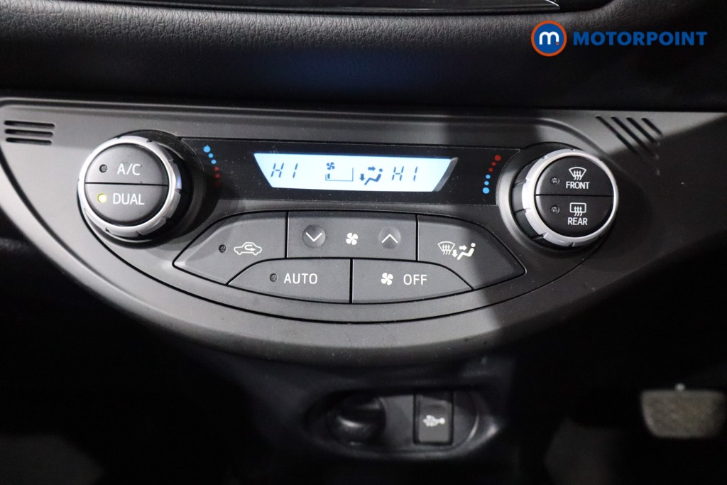 Toyota Yaris Y20 Automatic Petrol-Electric Hybrid Hatchback - Stock Number (1544308) - 14th supplementary image