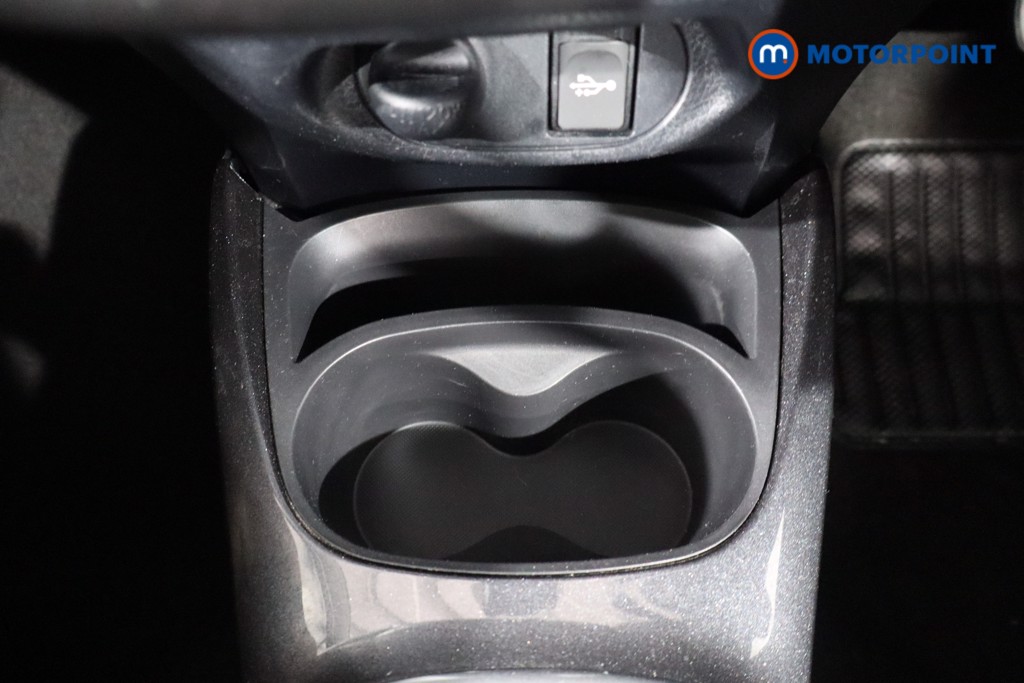 Toyota Yaris Y20 Automatic Petrol-Electric Hybrid Hatchback - Stock Number (1544308) - 15th supplementary image