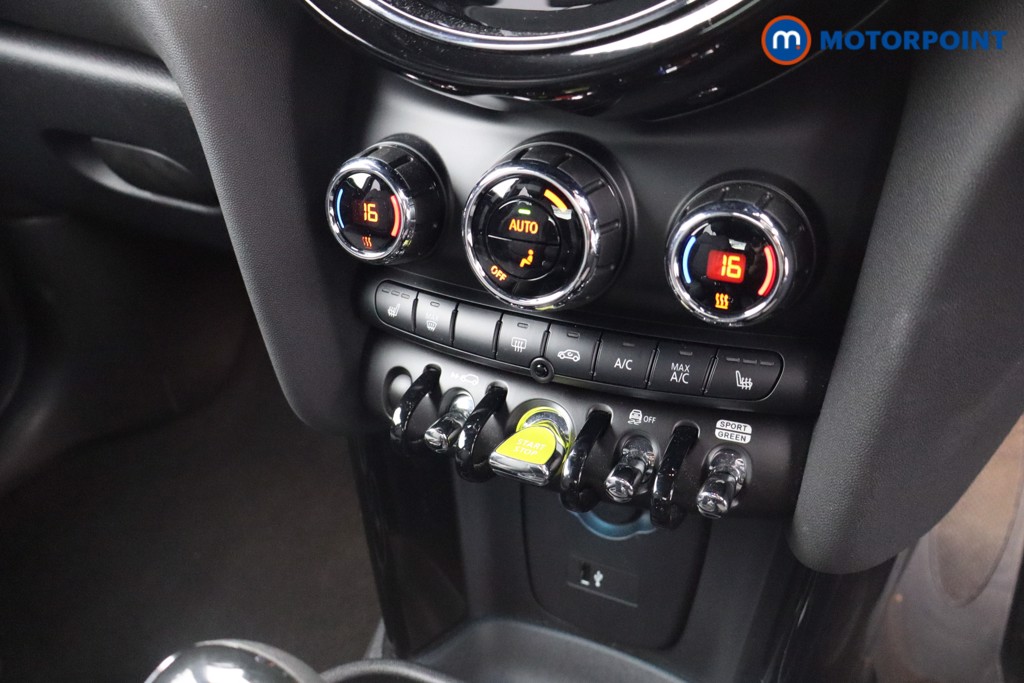 Mini Hatchback Cooper S Level 2 Automatic Electric Hatchback - Stock Number (1544367) - 8th supplementary image