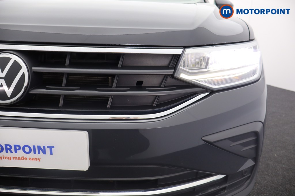 Volkswagen Tiguan Life Automatic Diesel SUV - Stock Number (1544390) - 25th supplementary image