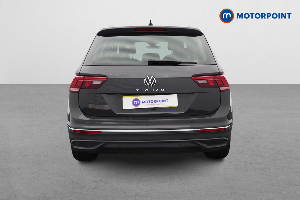 Volkswagen Tiguan Life Automatic Diesel SUV - Stock Number (1544390) - Rear bumper