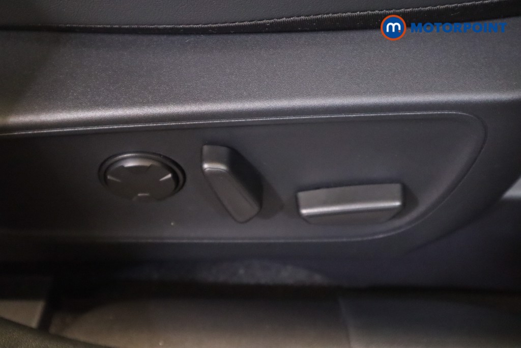 Ford Kuga St-Line X Automatic Petrol Plug-In Hybrid SUV - Stock Number (1544437) - 9th supplementary image