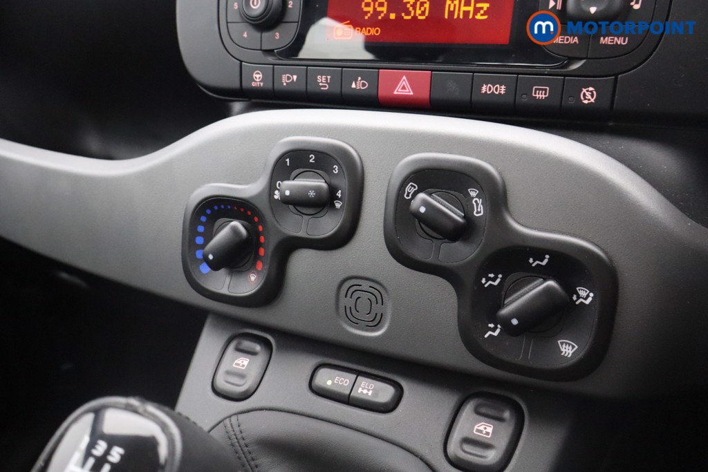 Fiat Panda 0.9 Twinair 85 4X4 5Dr Manual Petrol Hatchback - Stock Number (1544662) - 8th supplementary image