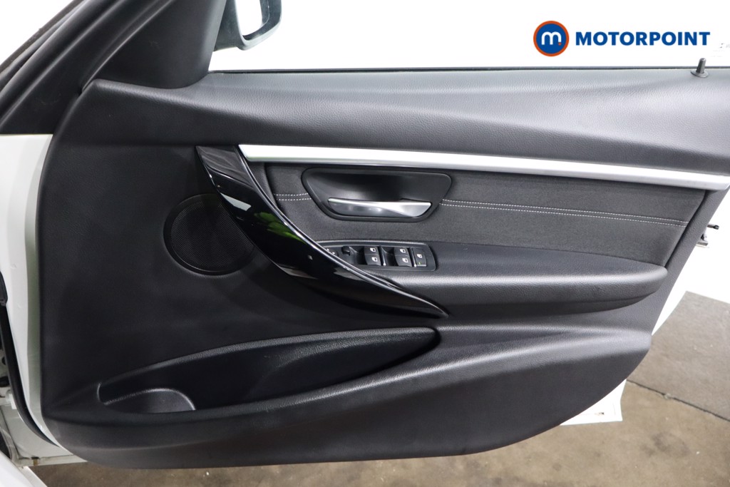 BMW 3 Series Sport Automatic Petrol Saloon - Stock Number (1544805) - 20th supplementary image