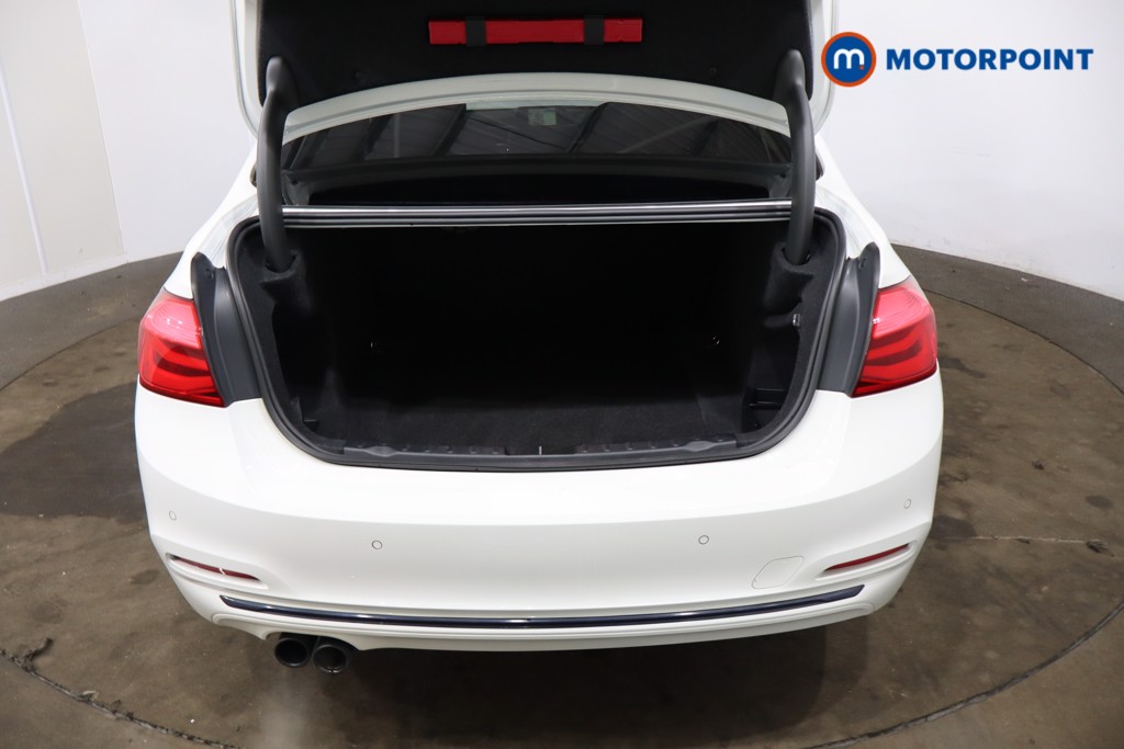 BMW 3 Series Sport Automatic Petrol Saloon - Stock Number (1544805) - 26th supplementary image