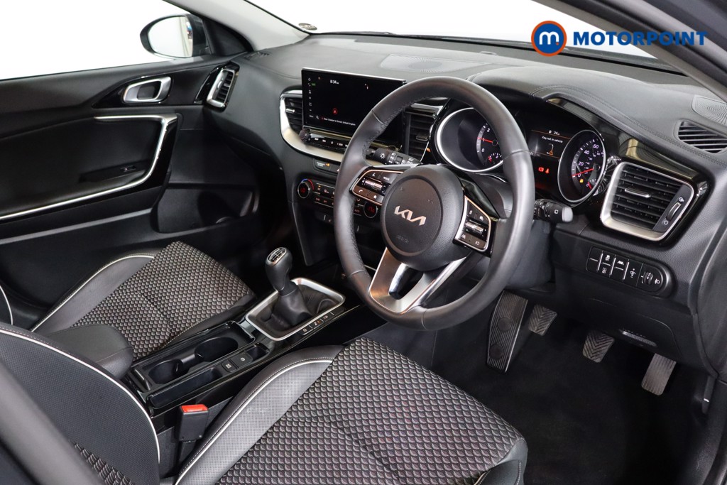 KIA Xceed 3 Manual Petrol Hatchback - Stock Number (1545208) - 1st supplementary image