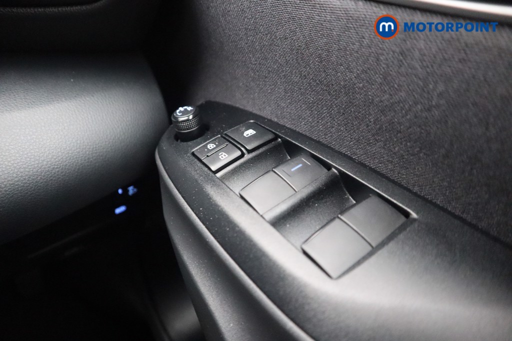 Mazda 2 Hybrid Agile Automatic Petrol-Electric Hybrid Hatchback - Stock Number (1545312) - 17th supplementary image