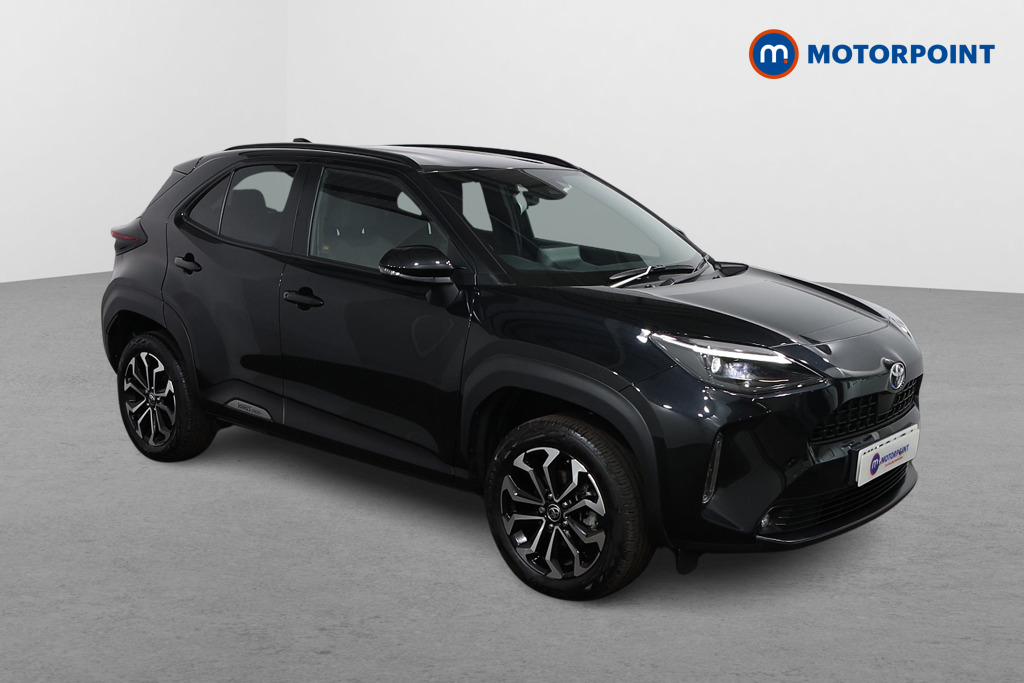Toyota Yaris Cross Design Automatic Petrol-Electric Hybrid Estate - Stock Number (1545476) - Drivers side front corner