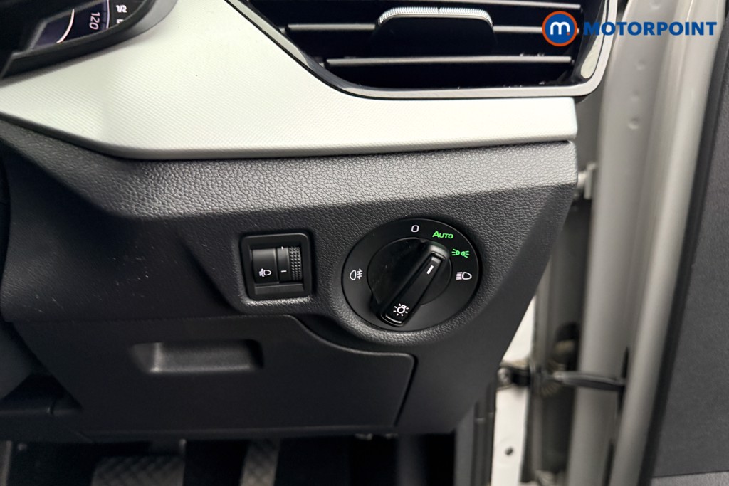Skoda Kamiq Se L Automatic Petrol SUV - Stock Number (1545685) - 16th supplementary image