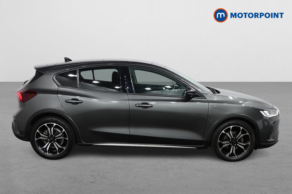 Ford Focus Active X Vignale Edition Automatic Diesel Estate - Stock Number (1545833) - Drivers side