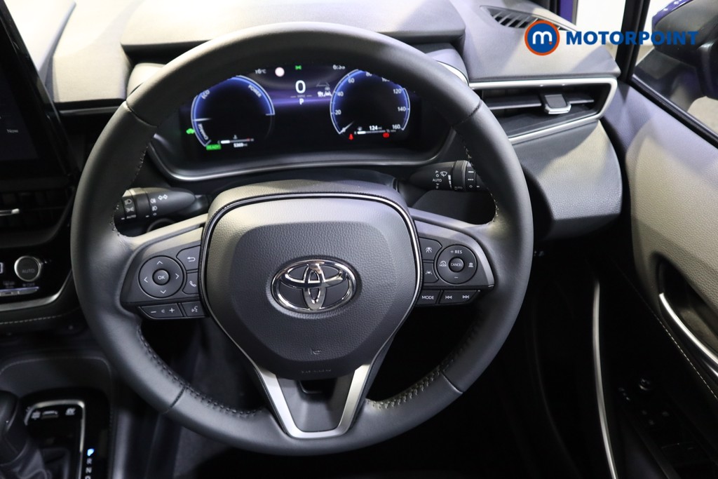 Toyota Corolla Design Automatic Petrol-Electric Hybrid Estate - Stock Number (1545834) - 2nd supplementary image