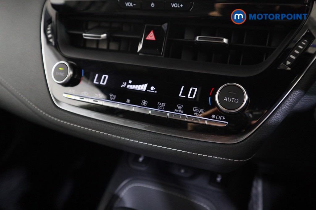 Toyota Corolla Design Automatic Petrol-Electric Hybrid Estate - Stock Number (1545834) - 7th supplementary image