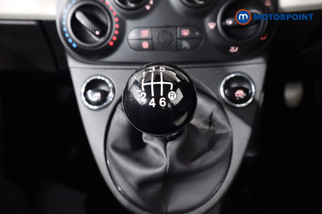 Fiat 500 Dolcevita Manual Petrol-Electric Hybrid Hatchback - Stock Number (1546062) - 15th supplementary image
