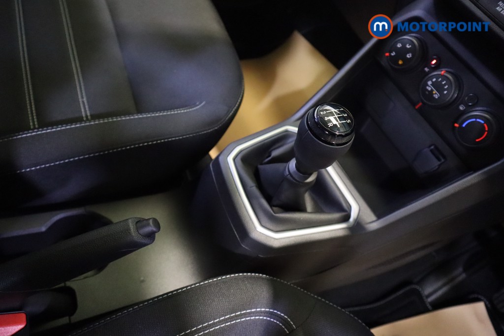 Dacia Sandero Expression Manual Petrol Hatchback - Stock Number (1546255) - 5th supplementary image