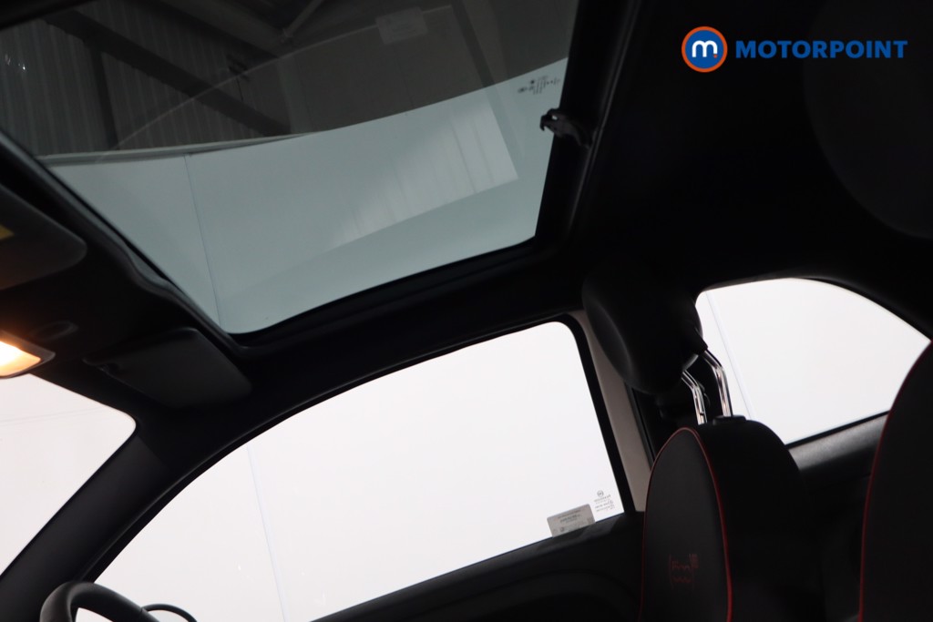 Fiat 500 RED Manual Petrol-Electric Hybrid Hatchback - Stock Number (1546398) - 17th supplementary image