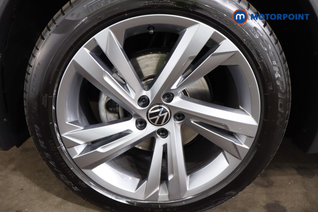 Volkswagen Tiguan R-Line Edition Automatic Petrol SUV - Stock Number (1546936) - 11th supplementary image